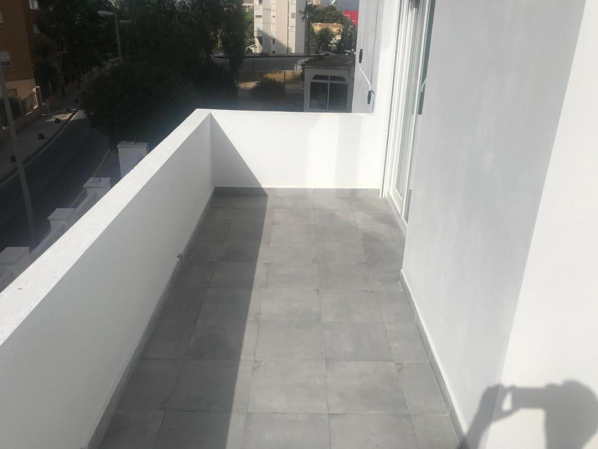Casa Mya Con Terreno Privado Y Parking Compartido - A 800M De Playa Poniente Villa Бенидорм Екстериор снимка