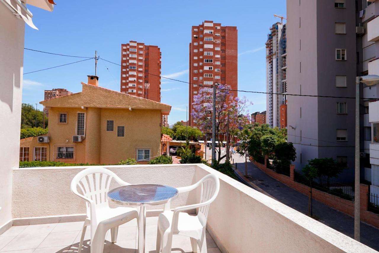 Casa Mya Con Terreno Privado Y Parking Compartido - A 800M De Playa Poniente Villa Бенидорм Екстериор снимка